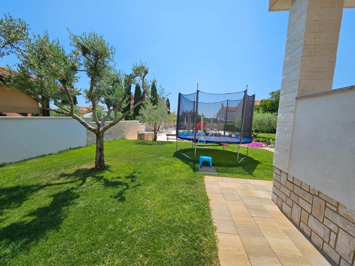 רוביני Apartmani Grzinic מראה חיצוני תמונה