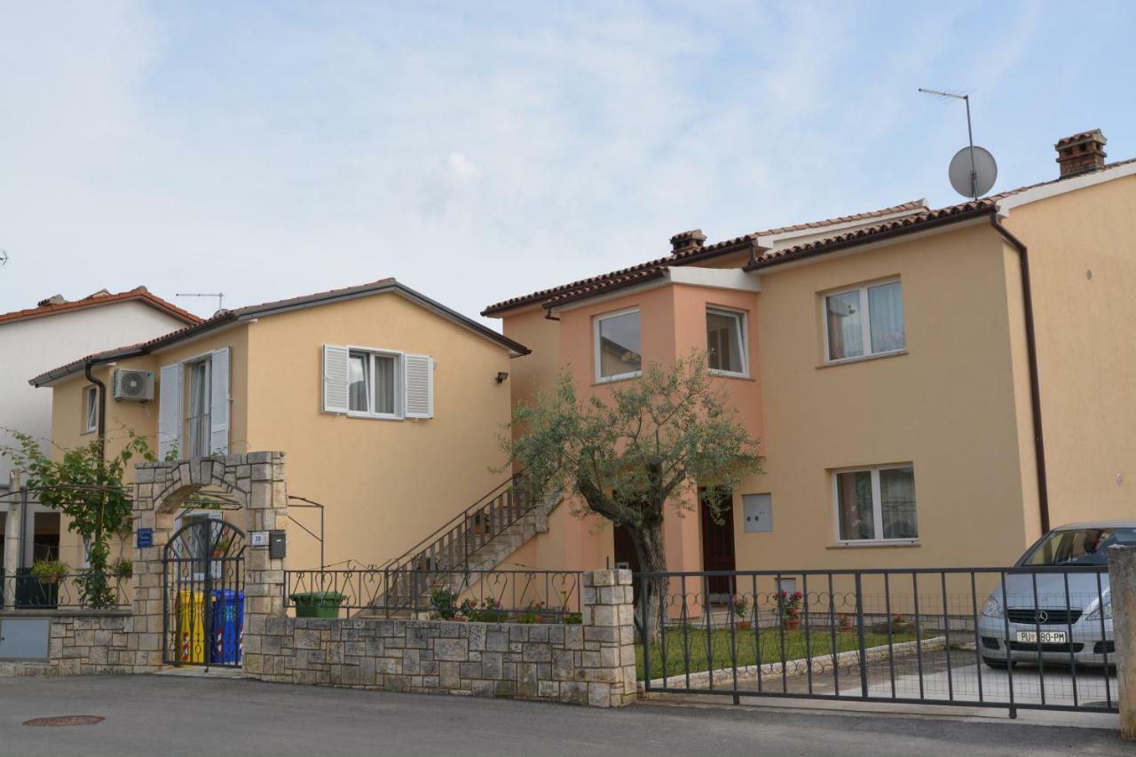 רוביני Apartmani Grzinic מראה חיצוני תמונה